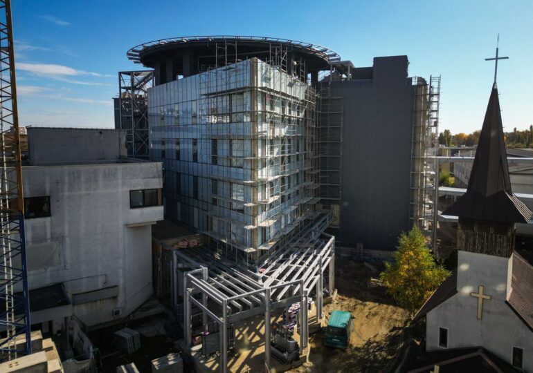 Ministrul Sănătății spune că anul acesta va fi finalizat primul centru de arși grav construit în România după Revoluție