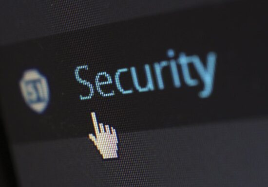 Cum funcționează protecția DDoS și de ce este vitală pentru site-urile cu trafic mare?