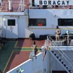 Militarii francezi au urcat la bordul unui petrolier din „flota fantomă” a Rusiei (Video)