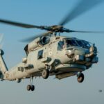 Un elicopter și un avion de luptă ale Marinei SUA s-au prăbușit în Marea Chinei de Sud
