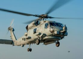 Un elicopter și un avion de luptă ale Marinei SUA s-au prăbușit în Marea Chinei de Sud