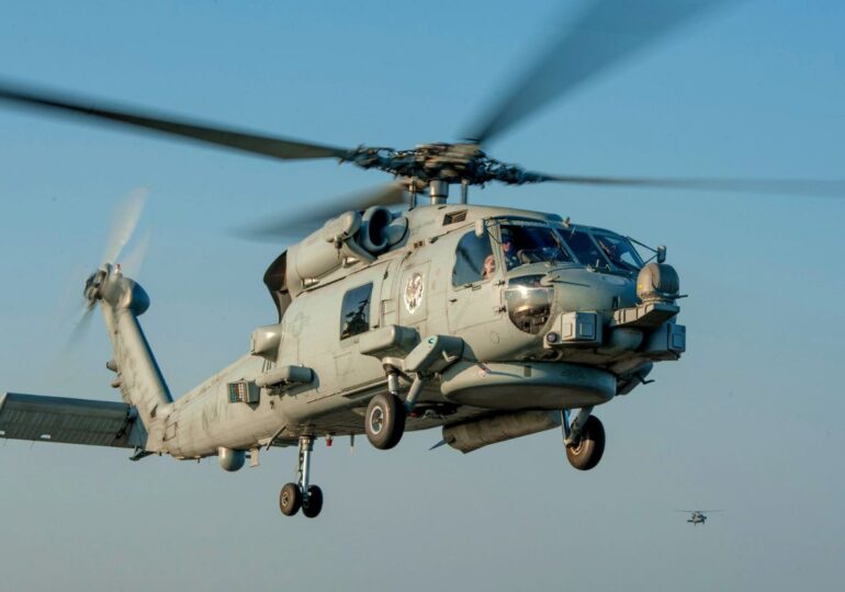 Un elicopter și un avion de luptă ale Marinei SUA s-au prăbușit în Marea Chinei de Sud