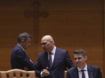 Ilie Bolojan nu se va prezenta luni în Parlament, unde a fost chemat de PSD și AUR