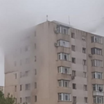 Incendiu într-un bloc de 10 etaje din Iași: Zeci de oameni au fost evacuați (Video)