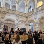 Una dintre cele mai vechi comori ale României, expusă la Palatul Culturii din Iași. ”Simți energia de acum 350.000 de ani”
