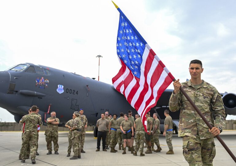 Ce cred analiștii despre retragerea trupelor americane. General: Ca mesaj strategic e grav. Expert în securitate: S-a dus boieria!