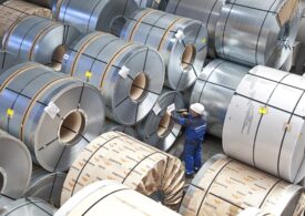 Salvați de oțelul ucrainean: ArcelorMittal Hunedoara repornește furnalele, iar cei 470 de angajați se întorc la lucru