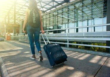 Avioanele decolează pe jumătate goale, din cauza sistemului EES