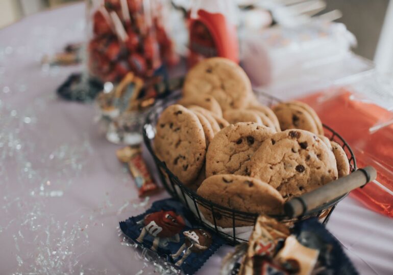 GiftIdea îți prezintă cele mai elegante coșuri cadou pentru sezonul rece