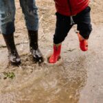 Codul roșu de ploi închide școlile din București, Constanța, Ialomița și Călărași. Marile universități din Capitală fac cursuri online sau deloc