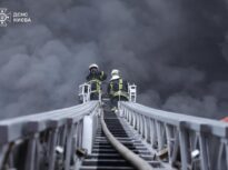 Ziua 1341 de război: Atac cu zeci de victime la Kiev. Tusk: Riscăm un război veșnic. Rusia acuză „tentative titanice” de sabotaj