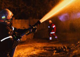 <span style="color:#990000;">Ziua 1321</span> Femeie ucisă în propria casă de ruși. Explozie uriașă în Crimeea (Video). Mii de ruși stau fără curent și mii de cubanezi luptă în Ucraina