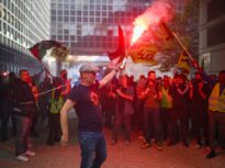 Calitatea ridicată a vieții în Europa devine din ce în ce mai greu de suportat. Franța se scufundă, Germania se clatină