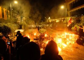 Violențe în Georgia: Manifestanții au încercat să intre în palatul prezidențial, poliția a răspuns cu tunuri cu apă (Video)