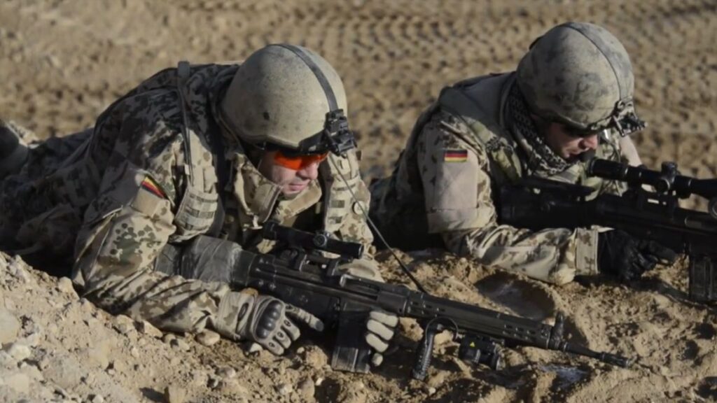 Berlinul a devenit teren de antrenament militar: simulări cu lunetiști și lupte în tuneluri