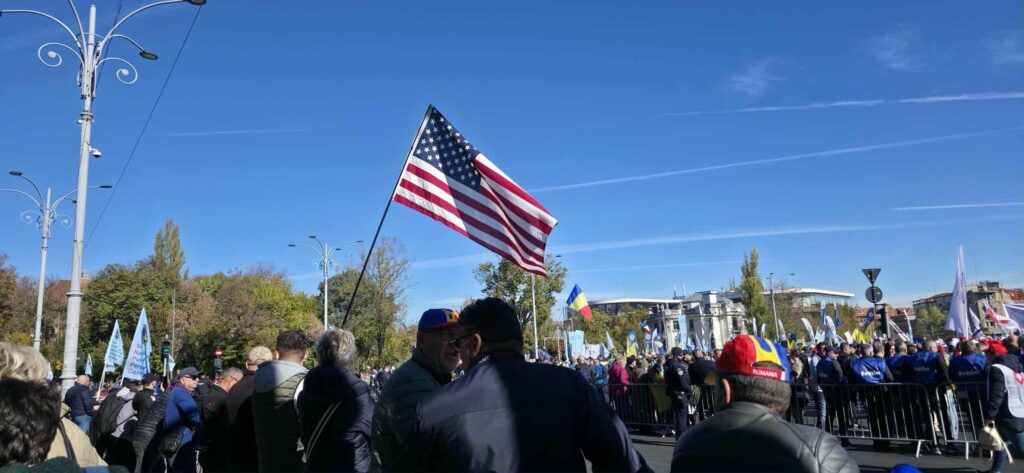 steag american protest Guvern