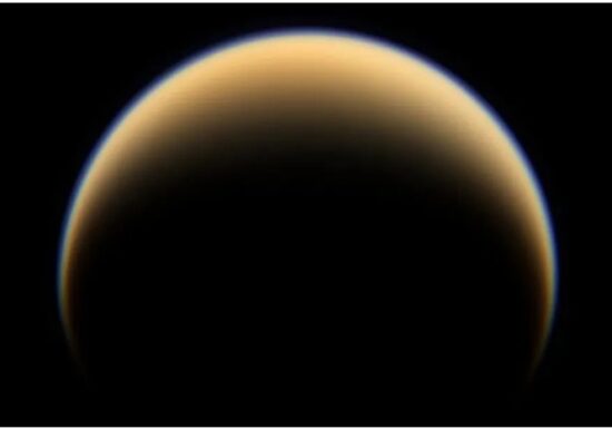 Unul dintre sateliții naturali ai planetei Saturn sfidează legile chimiei. Ce au descoperit astronomii