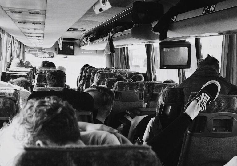 Top 5 întrebări frecvente despre transportul cu autocarul România - Belgia