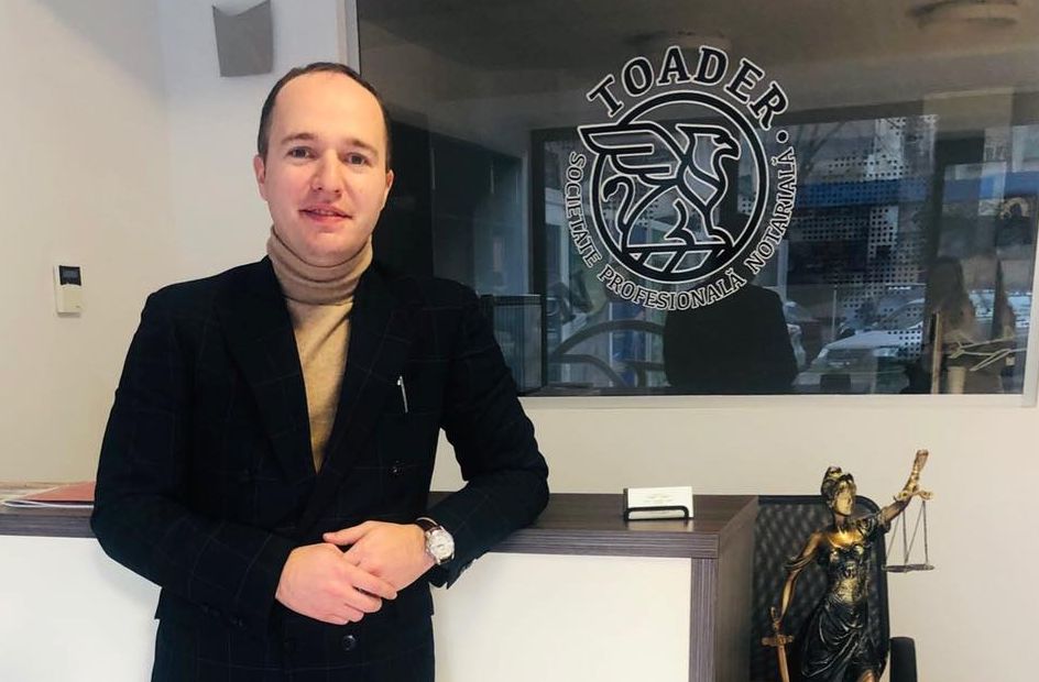 Două studente la Drept acuză: Lectorul Alexandru Toader, fiul fostului ministru al Justiției, ar fi cerut sex pentru note UPDATE