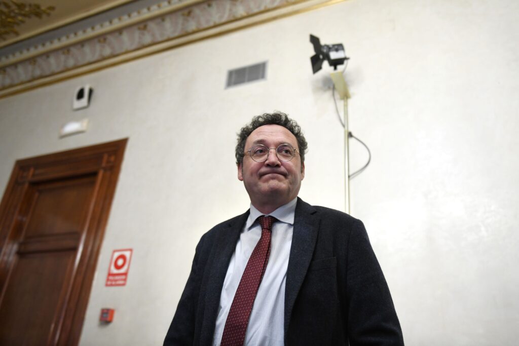 Procurorul șef al Spaniei demisioneză după ce a fost condamnat într-un caz de scurgere de informații confidențiale