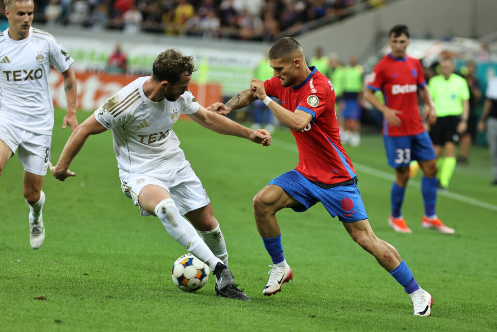 Accidentare dură pentru golgheterul lui FCSB. Lovitură majoră pentru campioana en-titre