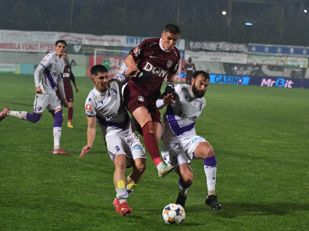 CFR Cluj spune că FCSB încă insistă pentru un jucător de top din Gruia