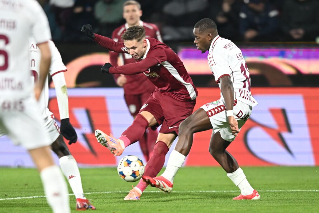 CFR Cluj o umilește pe Rapid în derbiul feroviar al Superligii