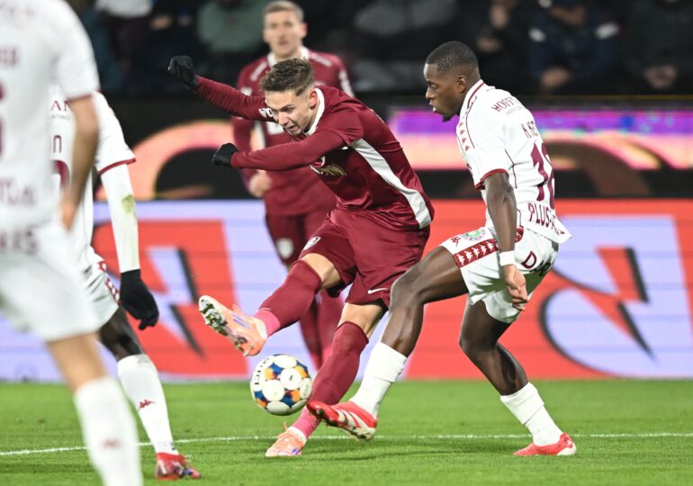 CFR Cluj o umilește pe Rapid în derbiul feroviar al Superligii