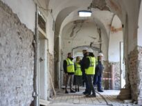 Castelul Huniade, închis publicului timp de 18 ani, va fi total reabilitat în 2028. Descoperiri medievale spectaculoase, în timpul lucrărilor