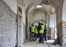 Castelul Huniade, închis publicului timp de 18 ani, va fi total reabilitat în 2028. Descoperiri medievale spectaculoase, în timpul lucrărilor