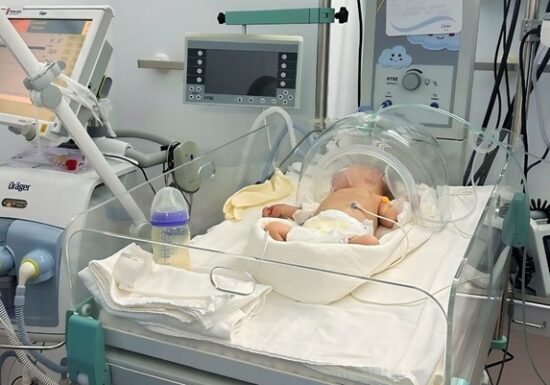 Ziua mondială a prematurității: Salvați Copiii România anunță programul pilot de monitorizare după externare pentru copiii născuți prematur
