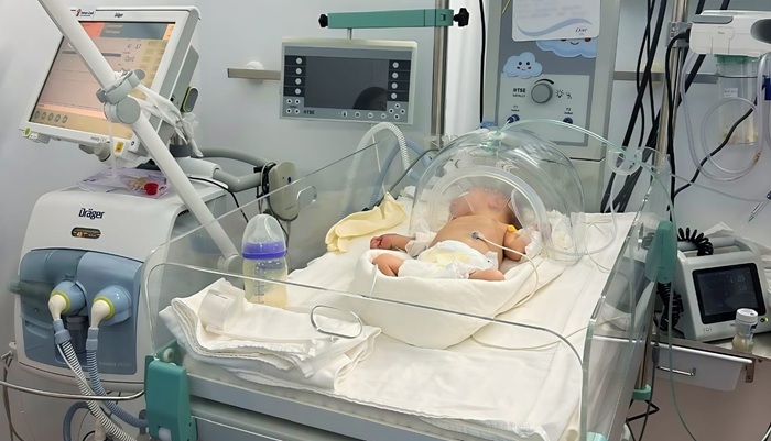 Ziua mondială a prematurității: Salvați Copiii România anunță programul pilot de monitorizare după externare pentru copiii născuți prematur