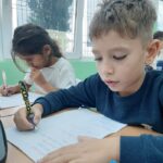 Situația drepturilor copilului în România este îngrijorătoare: cel mai mare risc de sărăcie din UE, abandon școlar, victime ale jocurilor de noroc și probleme de sănătate mintală în creștere