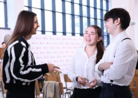 Salvați Copiii România inaugurează, în premieră, o platformă interactivă de orientare vocațională pentru elevi, părinți și specialiști în educație