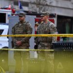 Percheziții FBI după atacul de lângă Casa Albă. Criminalul fusese verificat de CIA. Administrația Trump revizuiește permisele de ședere din 19 țări