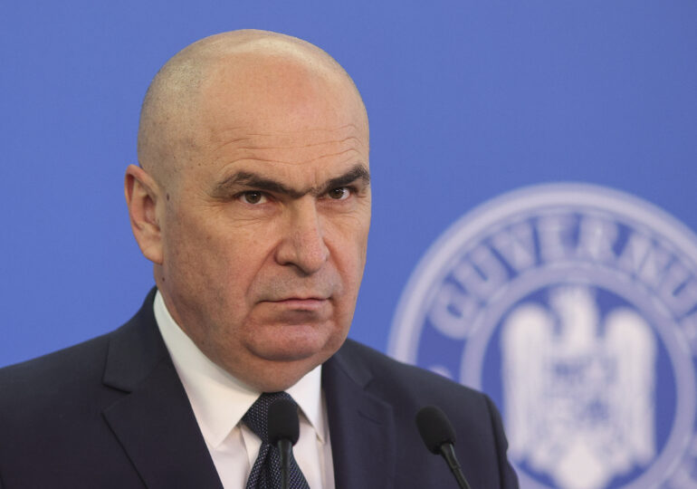 Parlamentarii plecați din SOS și POT atacă Guvernul Bolojan cu o moțiune de cenzură pregătită pentru decembrie