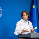 Ioana Dogioiu se delimitează de ”excesul de zel” al ofițerului de presă, care i-a îmbrâncit pe jurnaliști: Nu a primit niciun fel de indicație