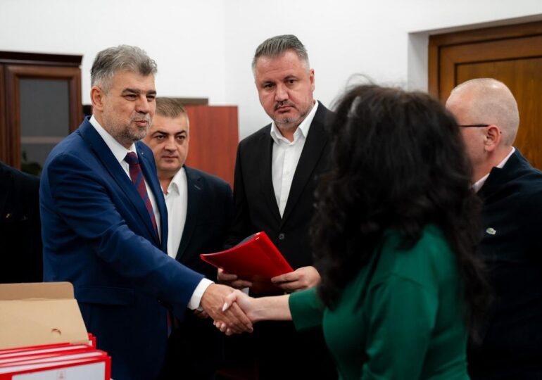 Ciolacu și-a depus candidatura la șefia CJ Buzău și vrea să arate cum se face reforma în administrație. Primarul Buzăului "s-a predat": Marcele, îmi dau palme!