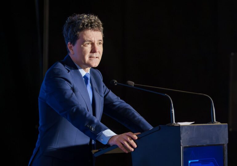 Nicușor Dan cere companiilor să vină cu politici economice gata scrise: Statul nu are această capacitate administrativă (Video)