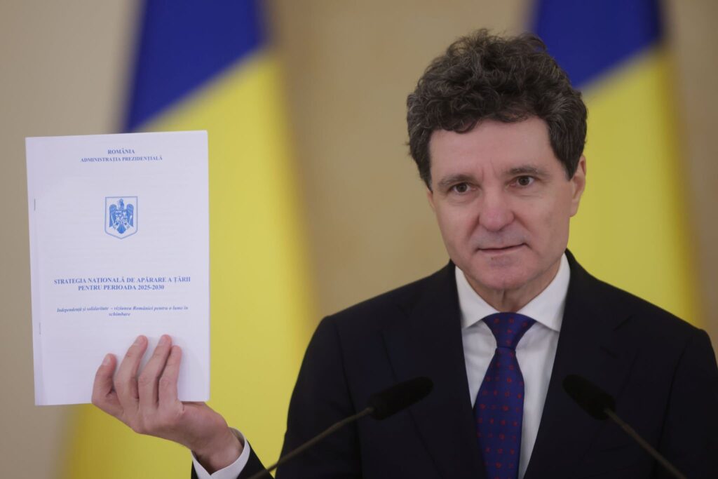 Nicușor Dan a prezentat noua strategie de apărare a țării: Administrația publică și corupția sunt vulnerabilități. SRI se va implica în lupta anticorupție (Video)