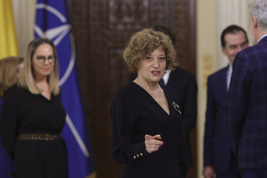 OanaGheorghiuGuvern:Inquam