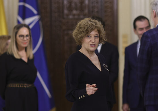 Oana Gheorghiu arată cine vrea să salveze România de Guvernul cel rău: Petrișor Peiu, care deține acțiuni la companii de stat