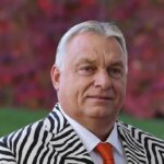 Ucraina răspunde la acuzațiile de corupție lansate de Orban cu o postare virală: „Costumul de zebră”