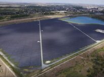 Cu bani din PNRR, a fost pus în funcțiune cel mai mare parc fotovoltaic din România construit pe teren degradat (Video)