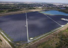 Cu bani din PNRR, a fost pus în funcțiune cel mai mare parc fotovoltaic din România construit pe teren degradat (Video)