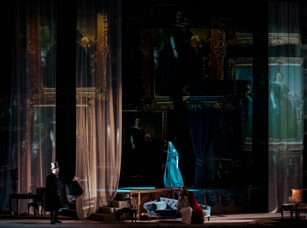 Povestirile lui Hoffmann_5