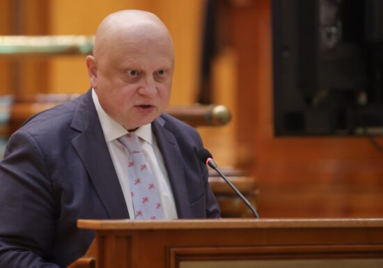 Radu Carp: Observ un fenomen îngrijorător, normalizarea în societate a discursului de tip AUR - <span style="color:#990000;">Interviu video</span>