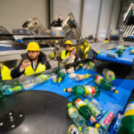 The Guardian scrie despre cum a creat România cel mai mare sistem de garanție – returnare din lume