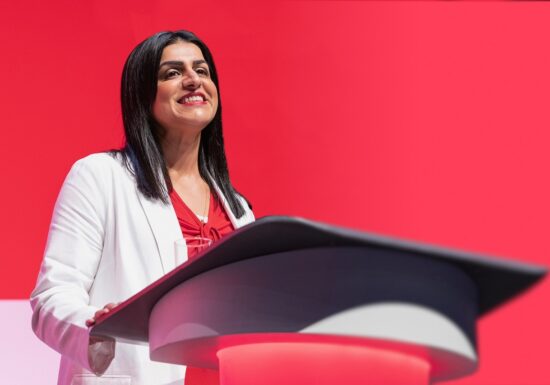 Marea Britanie schimbă radical sistemul de azil: sprijin doar dacă merită și 20 de ani până la rezidența permanentă