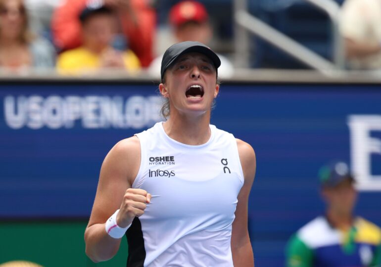 Iga Swiatek și Elena Rîbakina au debutat cu dreptul la Turneul Campioanelor de la Riad